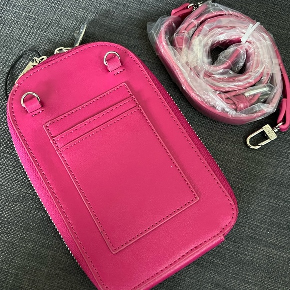 NWOT STEVE MADDEN PHONE WALLET CROSSBODY BAG CREDIT CARD CASE - Picture 3 of 6